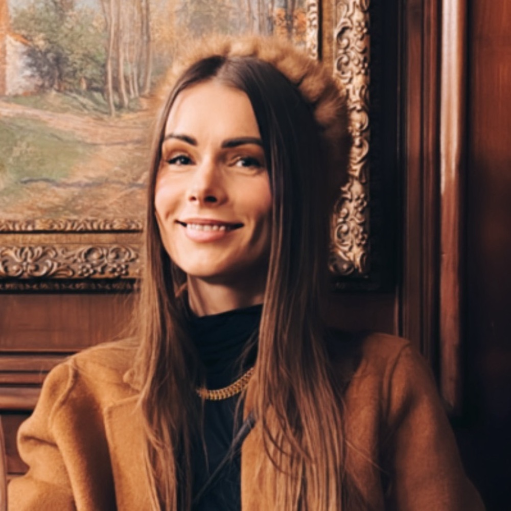 Meet your Posher, Lizzie